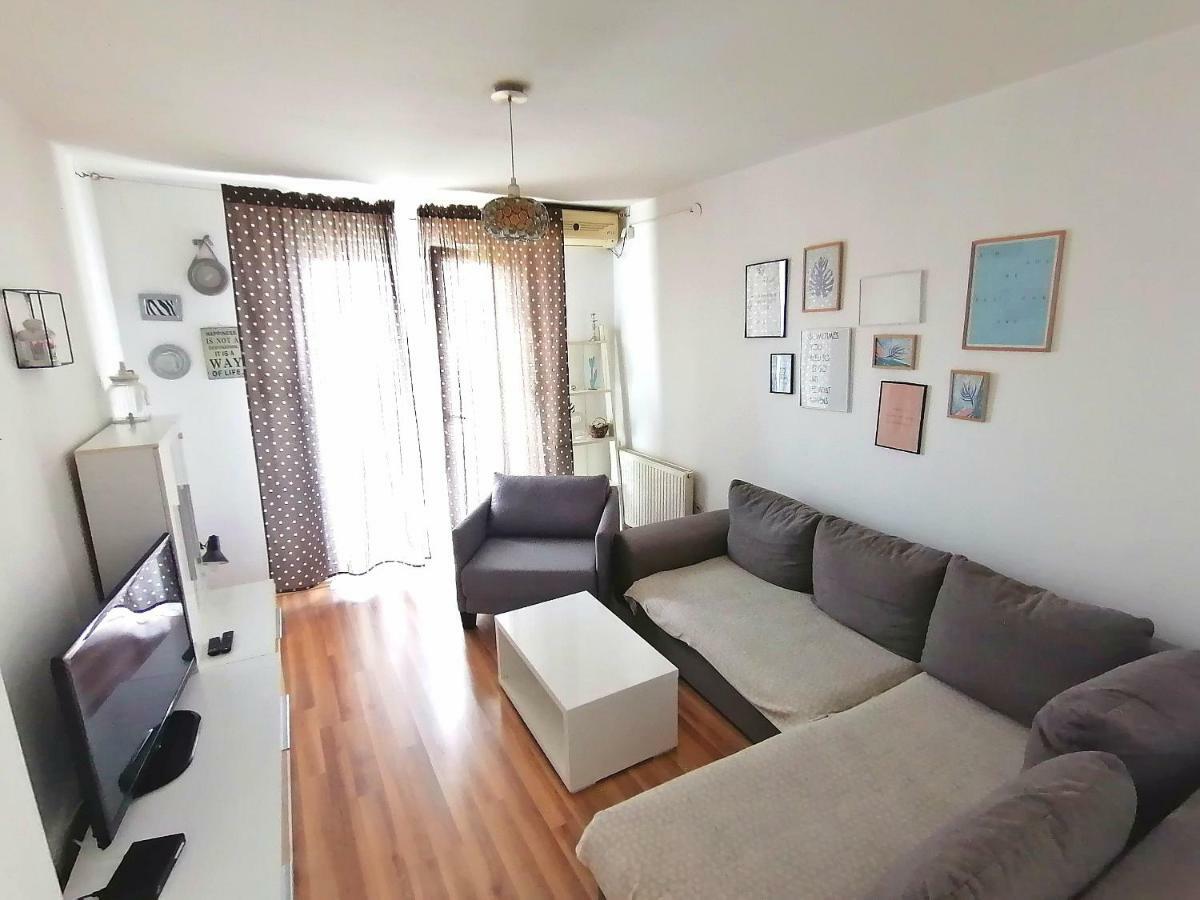 Apartments Bernarda, Jezera Buitenkant foto